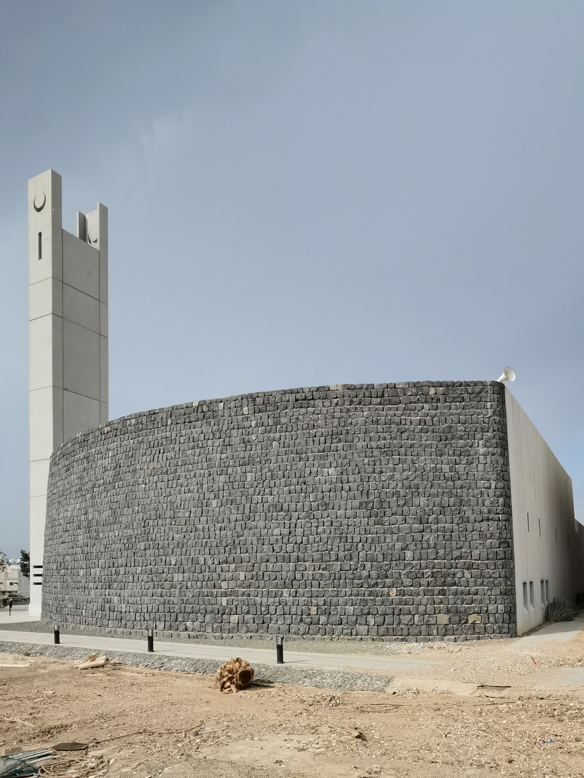 BIM建筑|光与石，Al Gharra 清真寺 / Mohammed Ibrahim Shafee Architectural Office