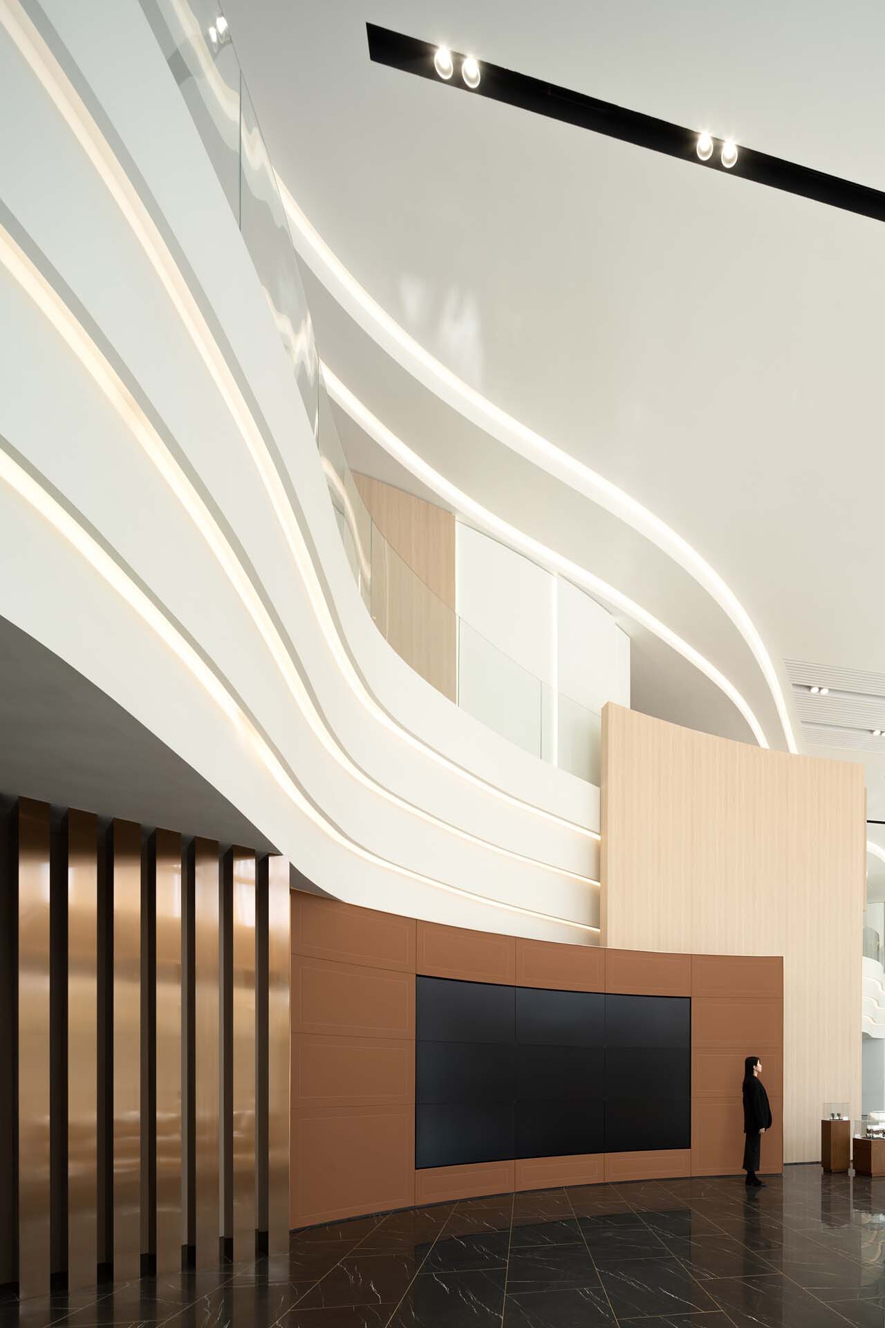 BIM建筑|BMW宝马前海客户体验中心 / 朱海博建筑设计事务所