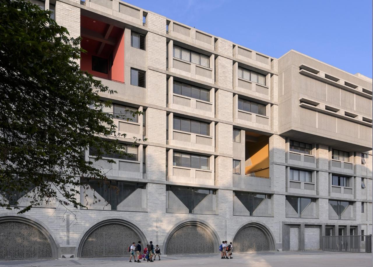 BIM建筑|班加罗尔圣约瑟夫法学院 / BetweenSpaces