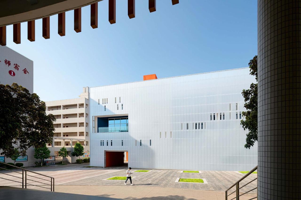 BIM建筑|河源市中小学科普教育馆 / 华南理工大学建筑设计研究院 陶郅工作室