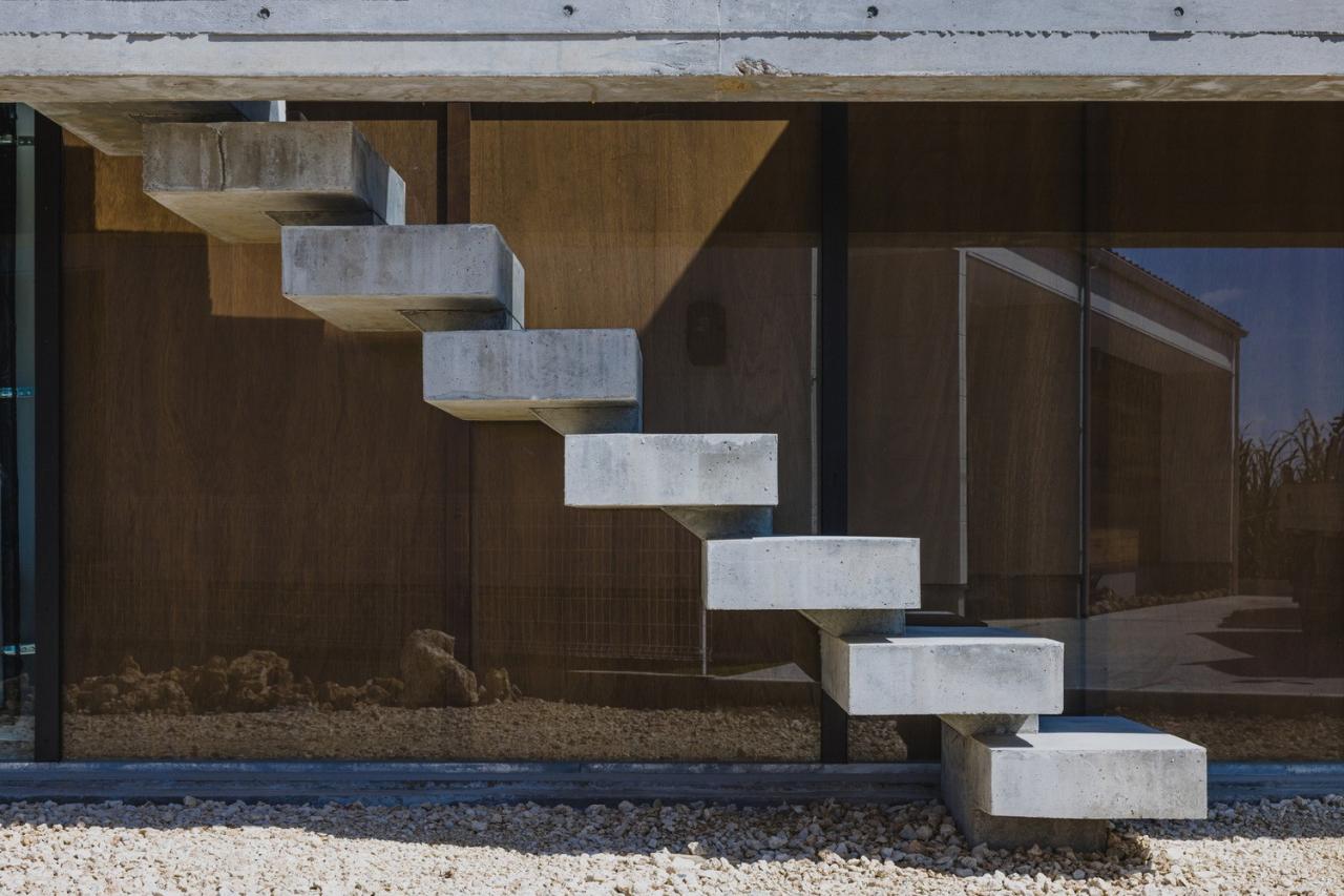 BIM建筑|独脚屋 / IGArchitects