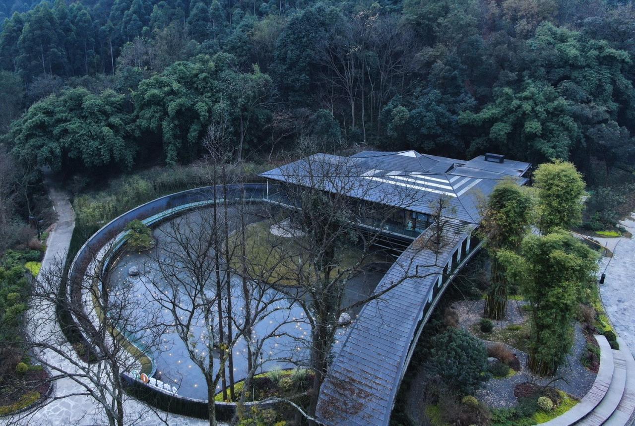 BIM建筑|竹文化的意象解读：崇州·竹艺村游客中心 / 小隐建筑