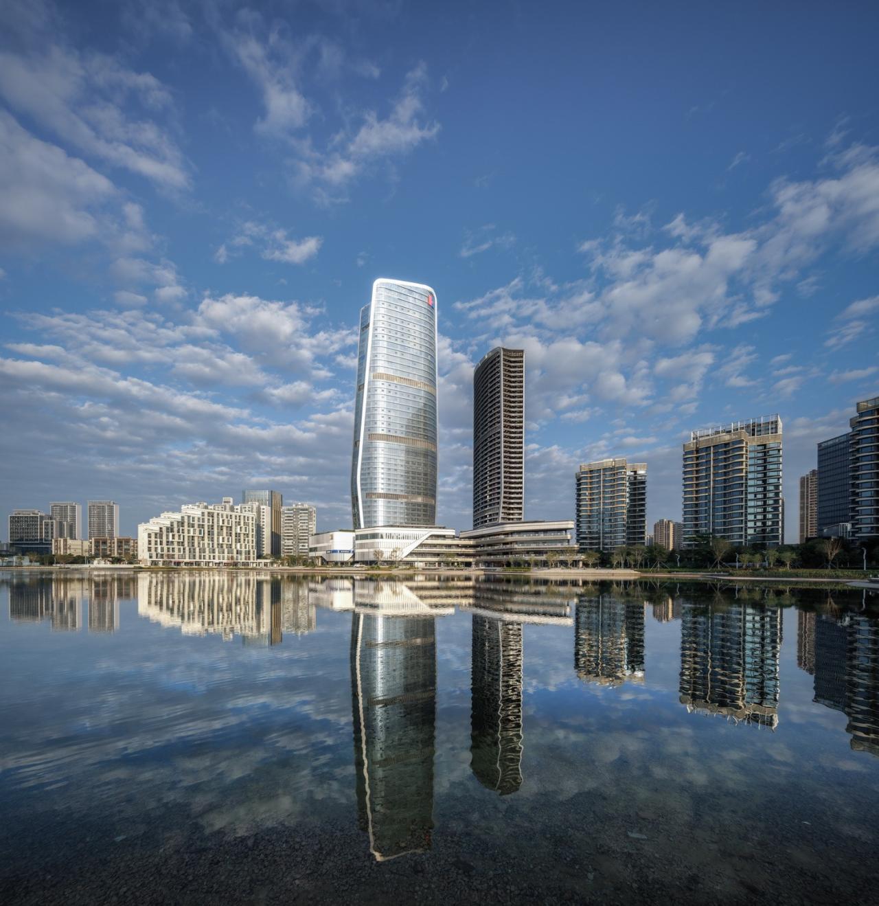 BIM建筑|金湾华发国际商务中心 / 10 Design