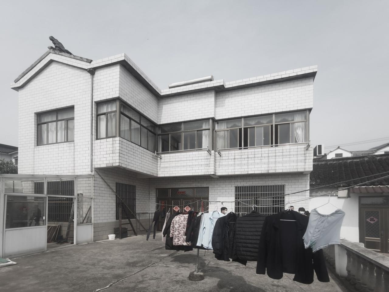 BIM建筑|环湖公路边的度假餐吧 / 平介设计