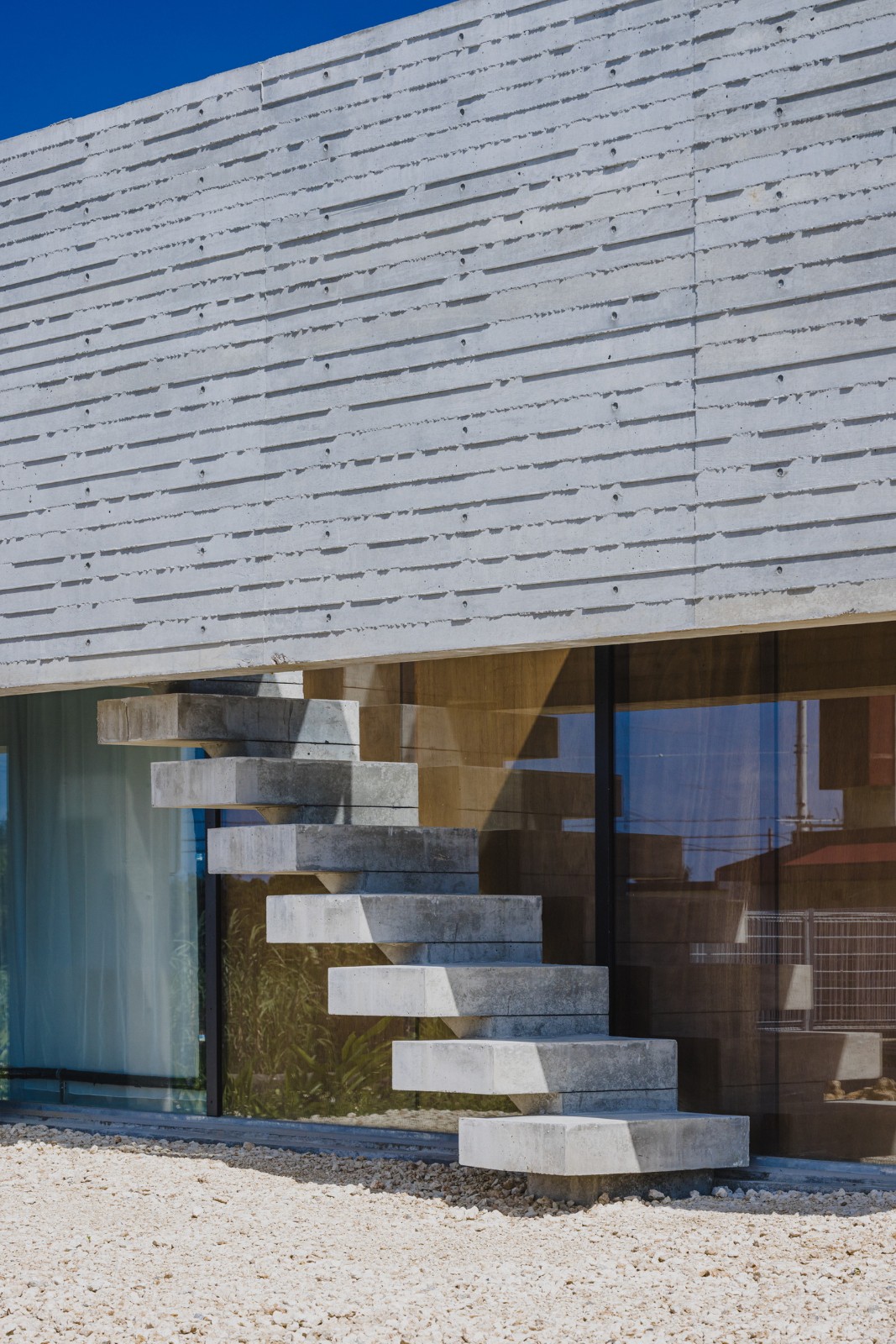 BIM建筑|独脚屋 / IGArchitects