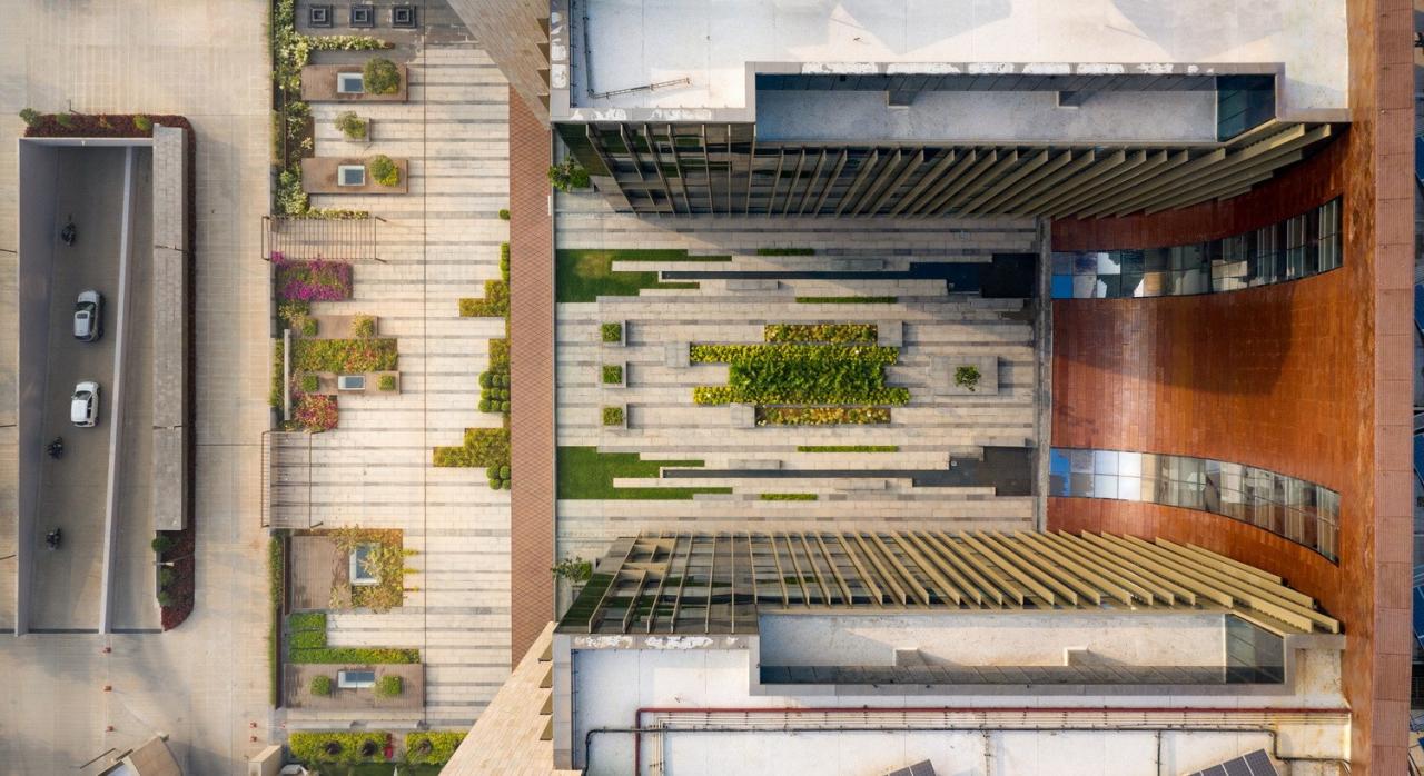 BIM建筑|Zydus 总部大楼 / Morphogenesis