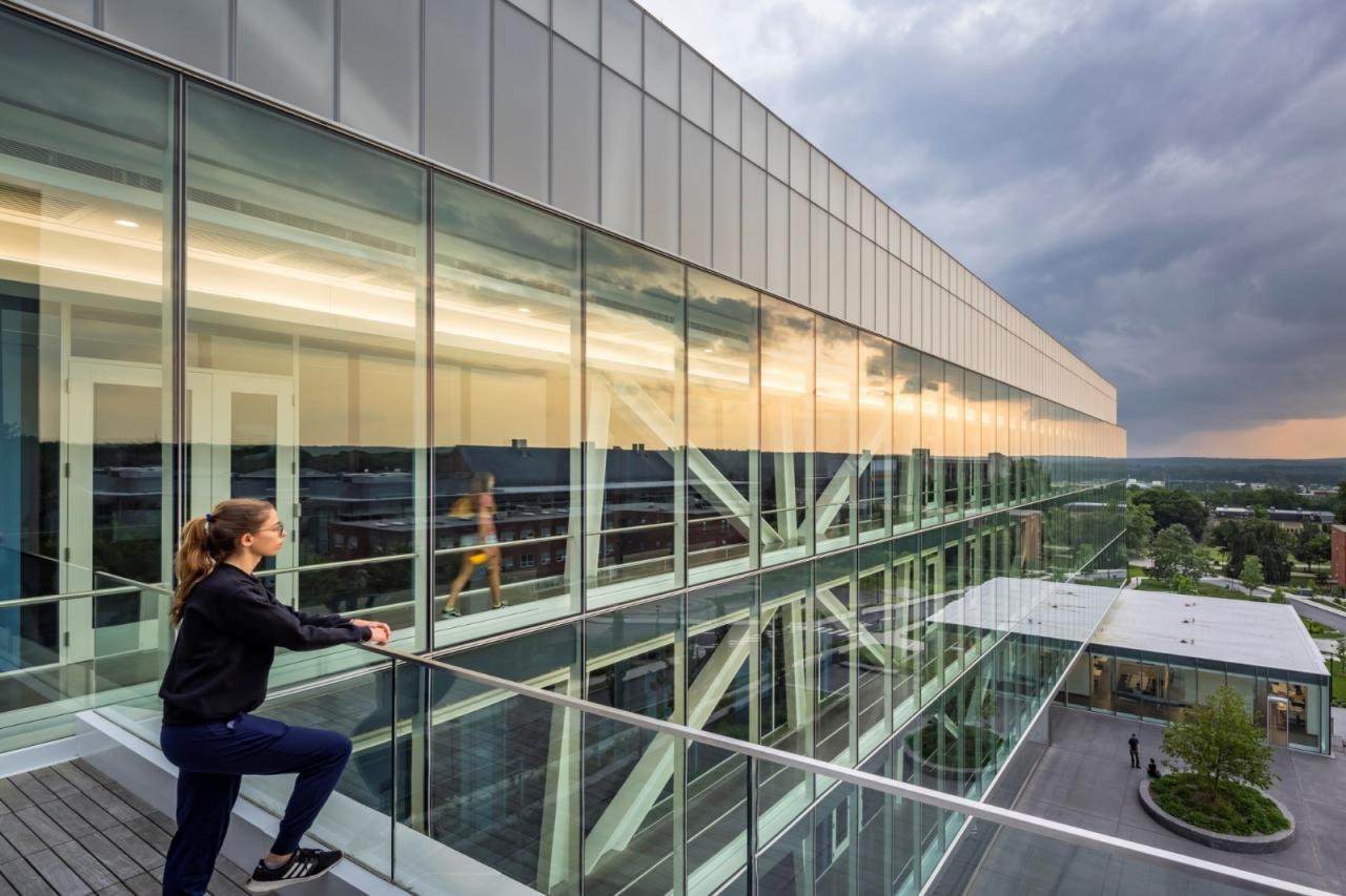 BIM建筑|Fascitelli 高级工程中心 / Ballinger