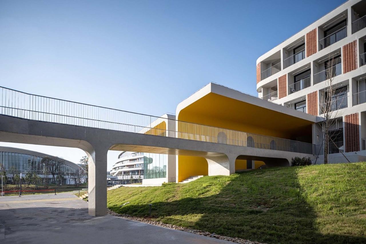 BIM建筑|电子科大长三角研究院（衢州）· 生活中心 / 同济院四时方院创新设计中心