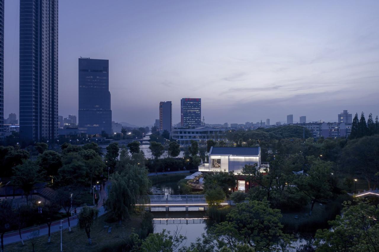 BIM建筑|古运河边的咖啡厅 / 有点建筑