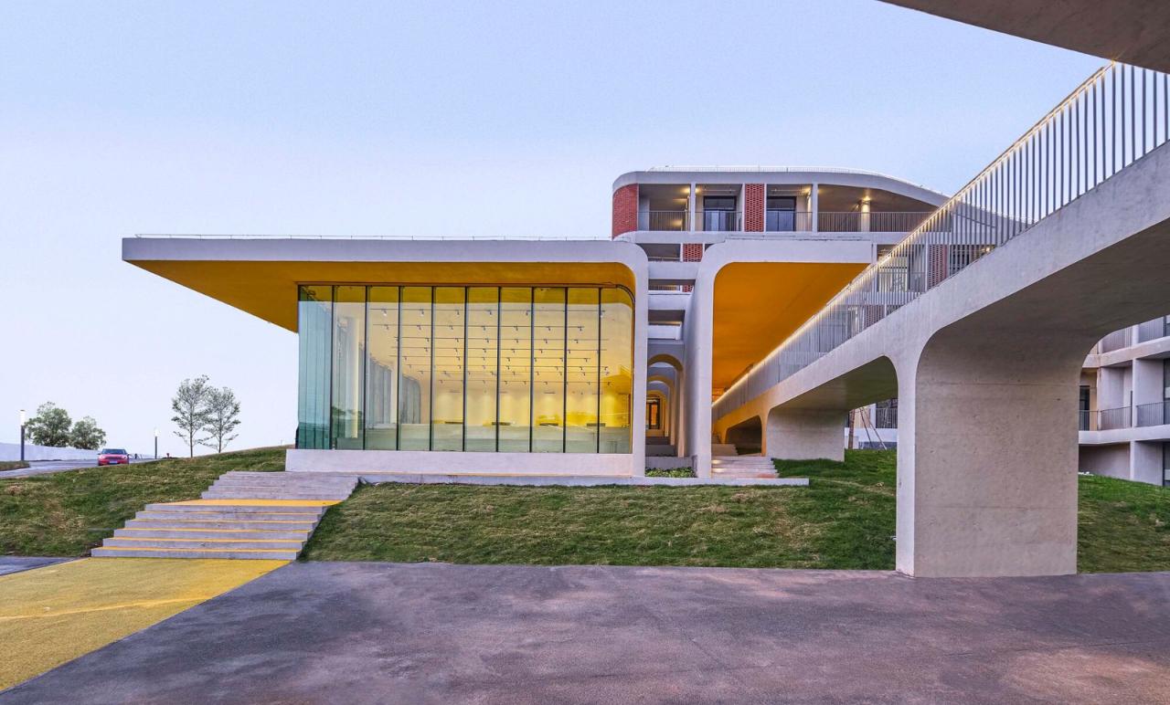 BIM建筑|电子科大长三角研究院（衢州）· 生活中心 / 同济院四时方院创新设计中心