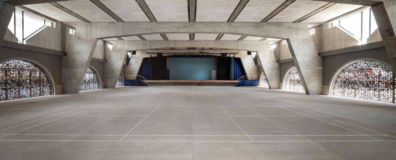 BIM建筑|班加罗尔圣约瑟夫法学院 / BetweenSpaces