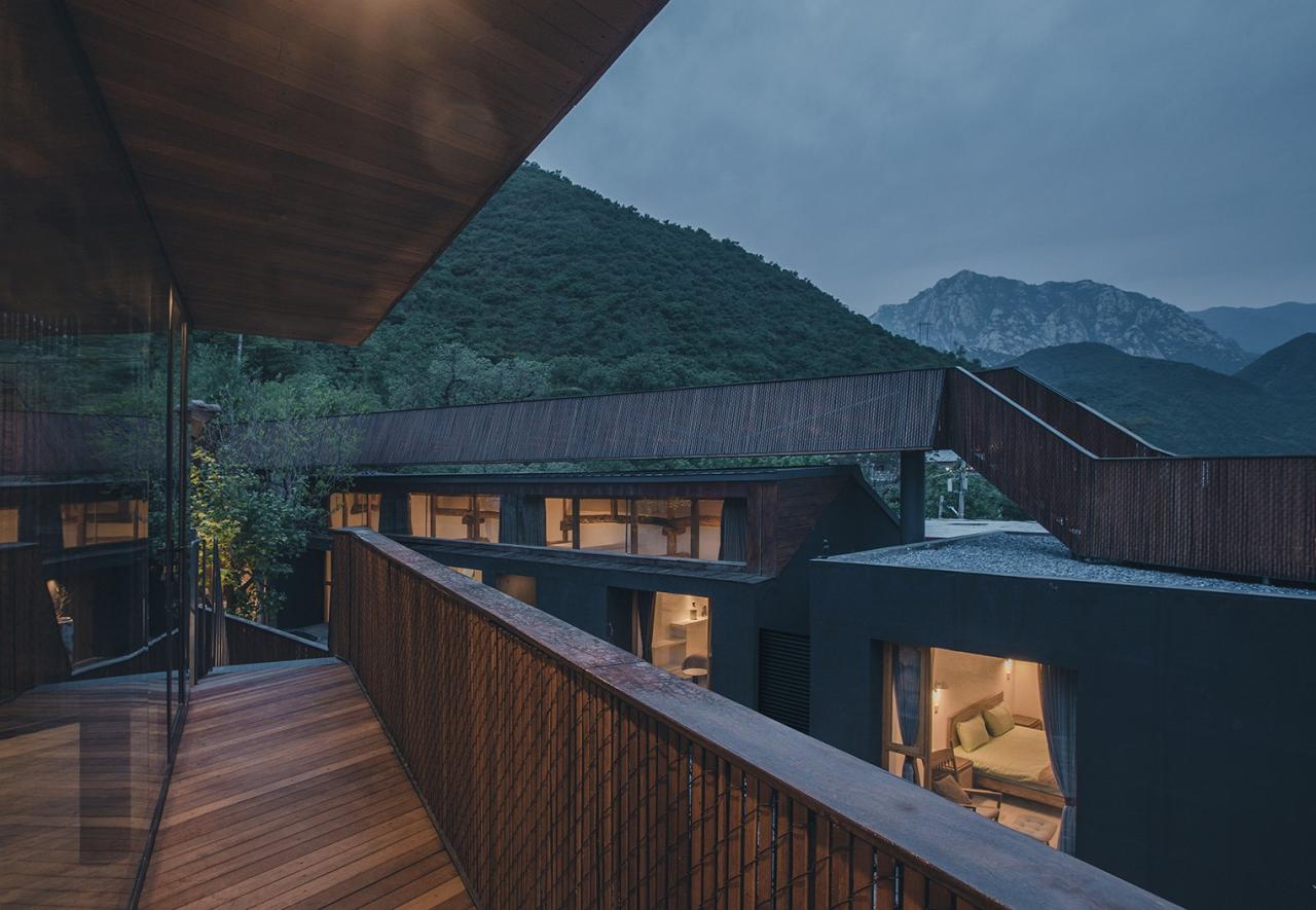 BIM建筑|小喜民宿：混乱是阶梯 / 大料建筑