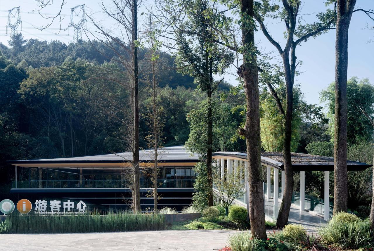 BIM建筑|竹文化的意象解读：崇州·竹艺村游客中心 / 小隐建筑