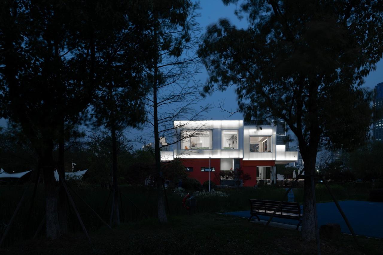 BIM建筑|古运河边的咖啡厅 / 有点建筑