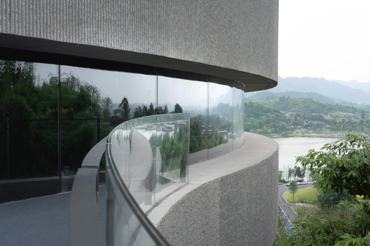 BIM建筑|重庆两江协同创新区规划展示中心 / 汤桦建筑设计