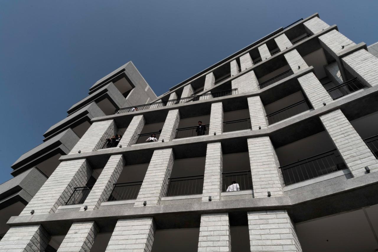 BIM建筑|班加罗尔圣约瑟夫法学院 / BetweenSpaces