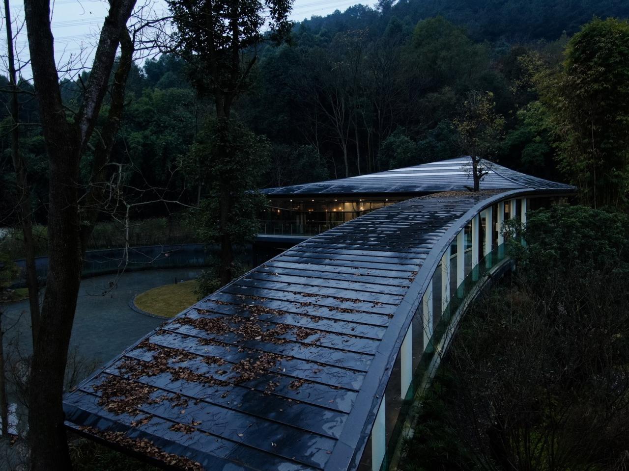 BIM建筑|竹文化的意象解读：崇州·竹艺村游客中心 / 小隐建筑