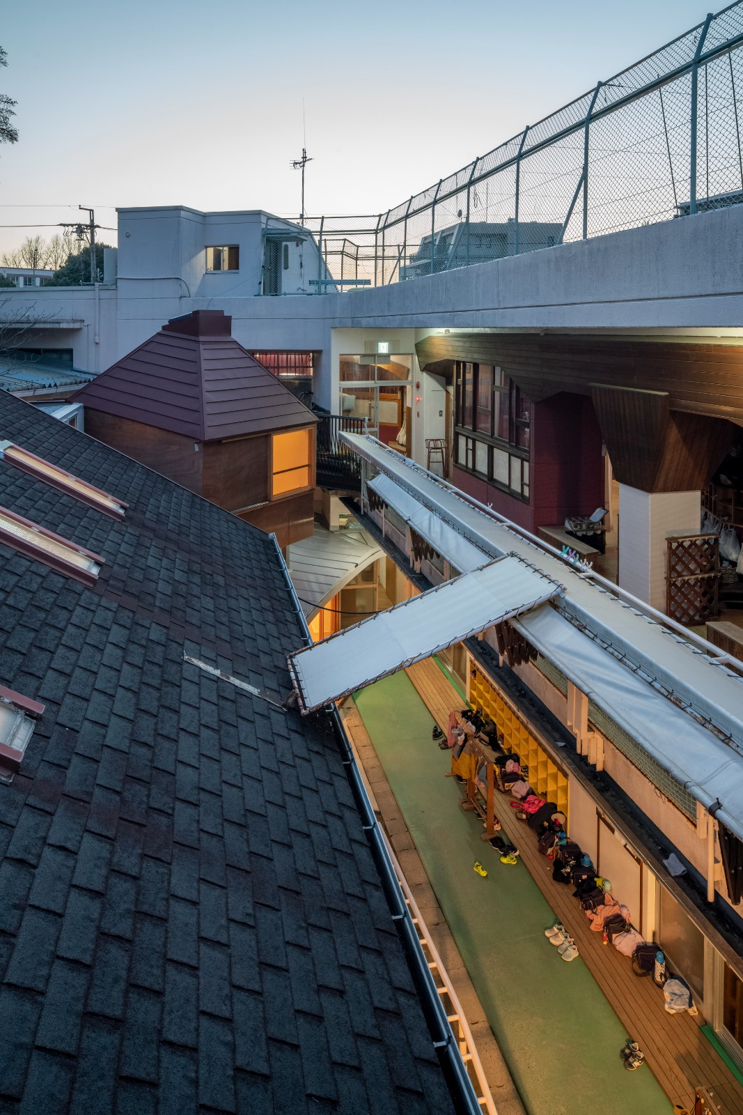 BIM建筑|消解死胡同，山里保育园改扩建 / 吉村真基建筑计画事务所 | MYAO