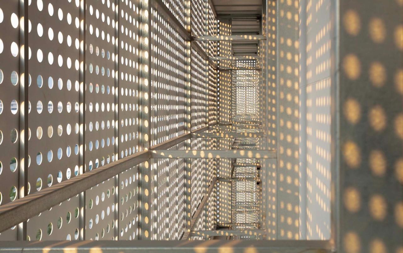 BIM建筑|BMW宝马前海客户体验中心 / 朱海博建筑设计事务所