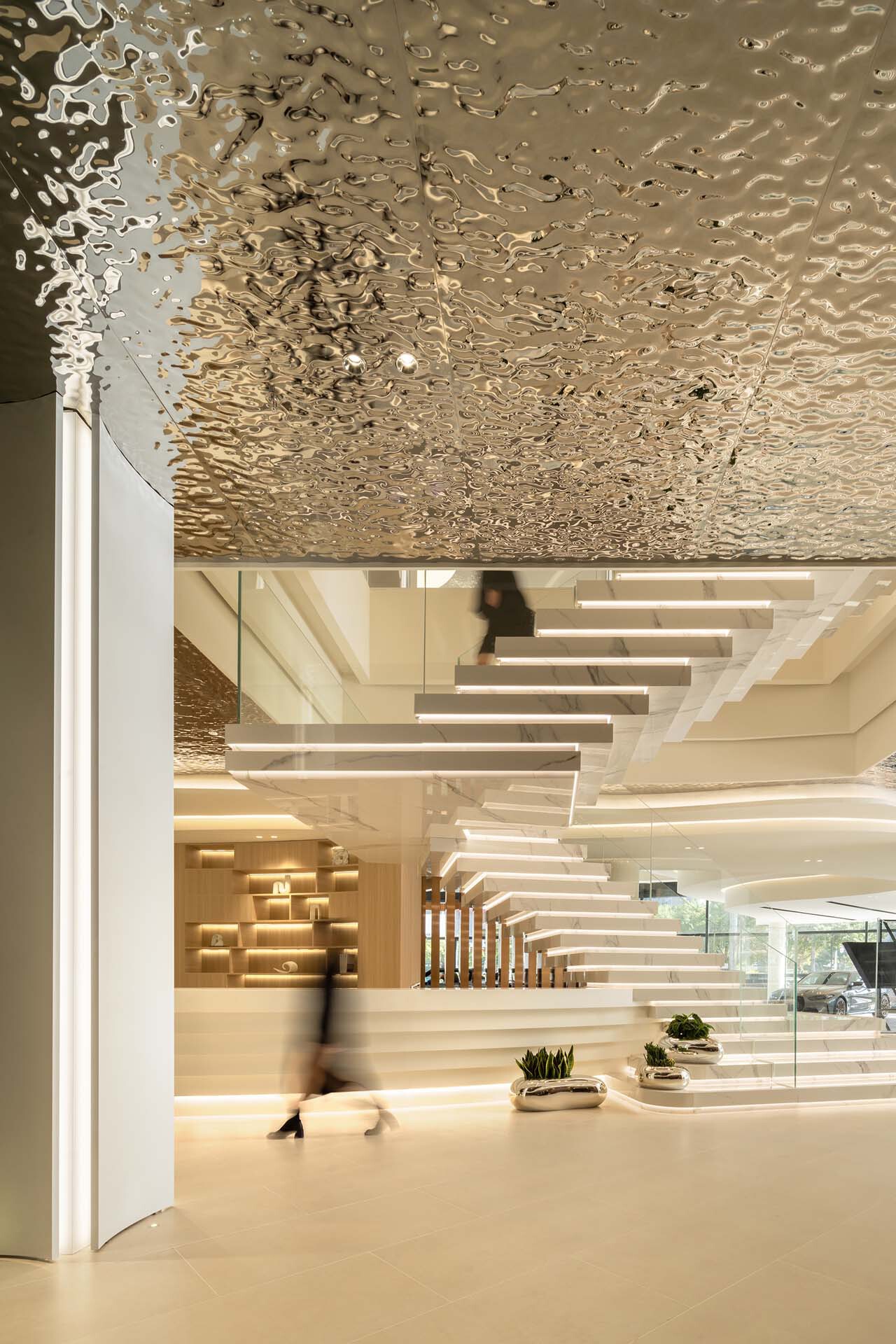 BIM建筑|BMW宝马前海客户体验中心 / 朱海博建筑设计事务所