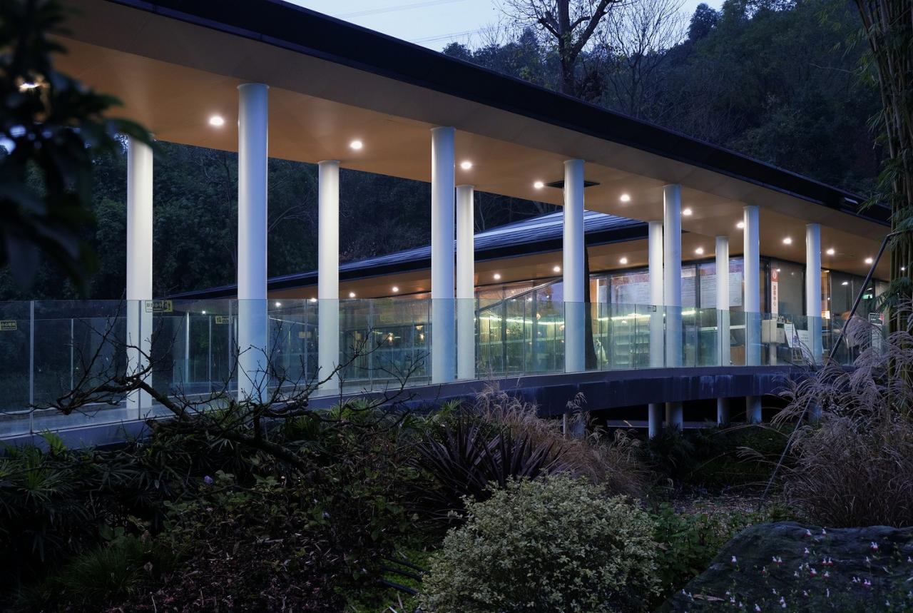 BIM建筑|竹文化的意象解读：崇州·竹艺村游客中心 / 小隐建筑