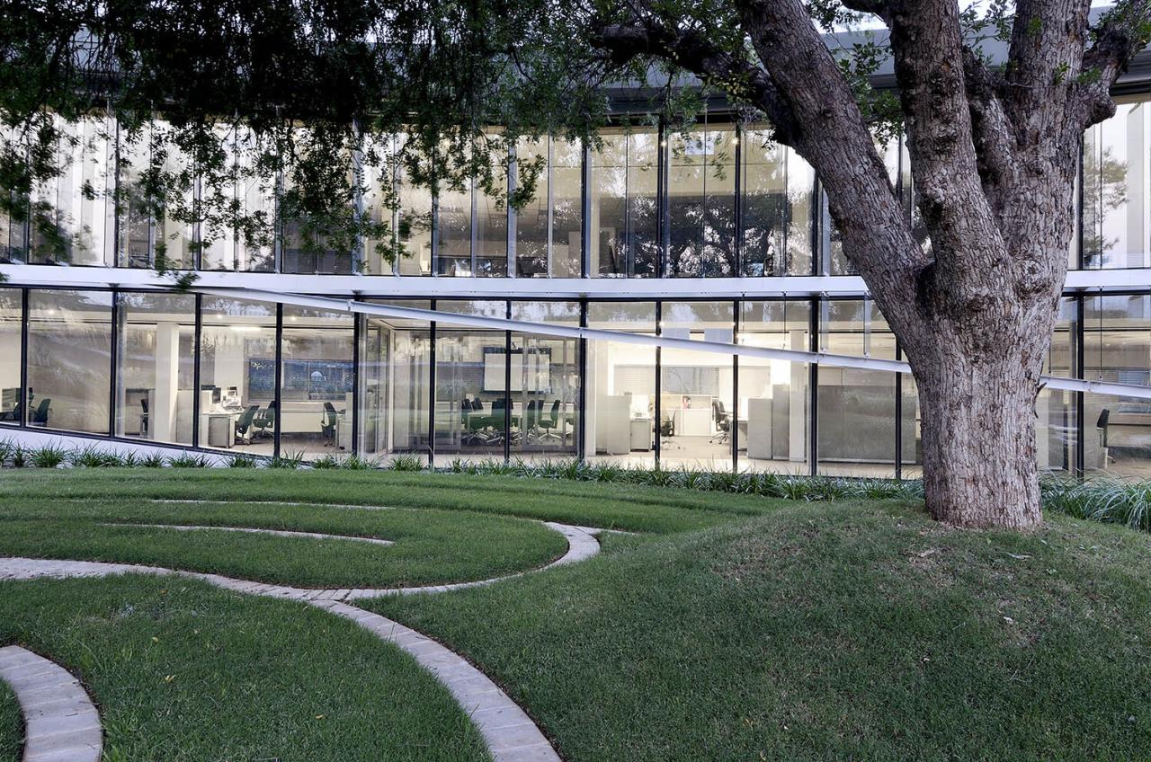 BIM建筑|宝马南非总部 / Boogertman + Partners Architects