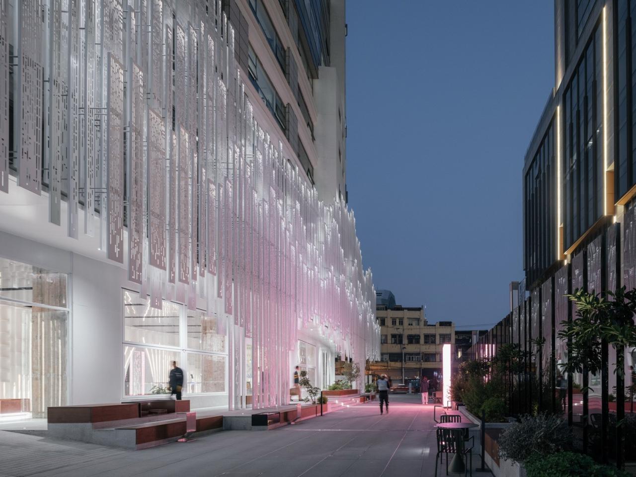 BIM建筑|钢雨：德必上海书城WE改造设计 / Wutopia Lab