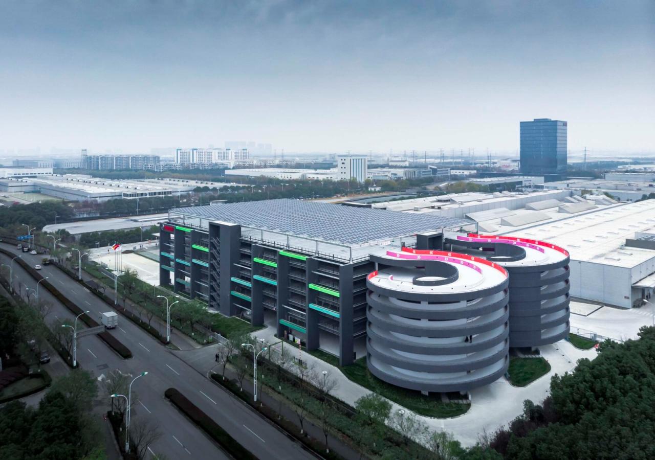 BIM建筑|三区博世汽车部件项目S215停车楼（一期 ）/ 中衡设计集团