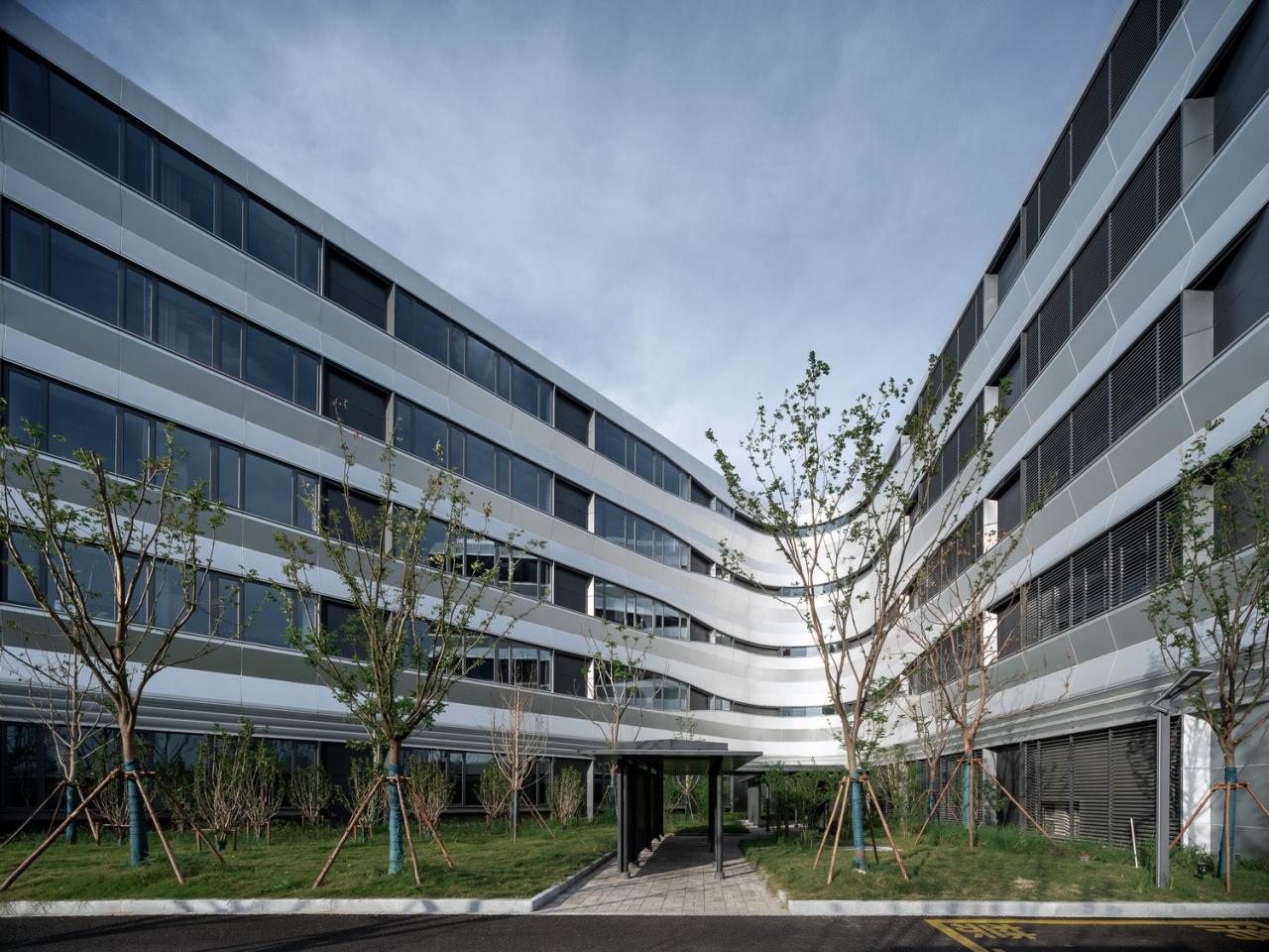 BIM建筑|Education Hub：HIS杭州国际学校 / 朱培栋-line+建筑事务所、gad