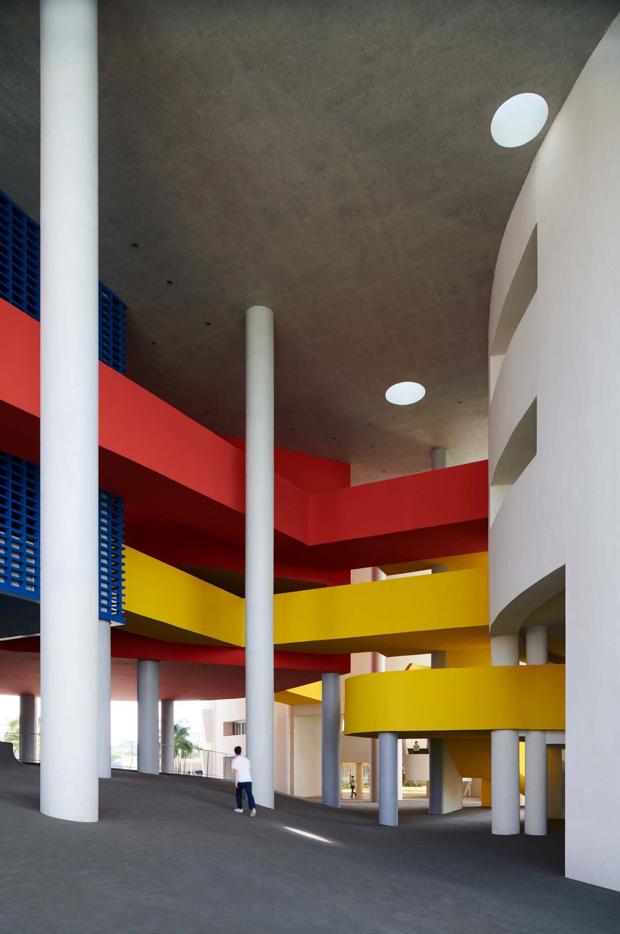 BIM建筑|海口江东寰岛实验学校 / 迹·建筑事务所