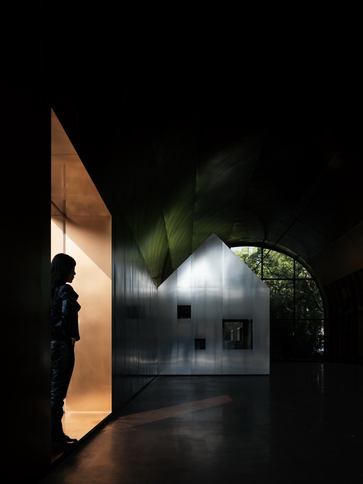 BIM建筑|全金属外壳：铜堡 / Wutopia Lab