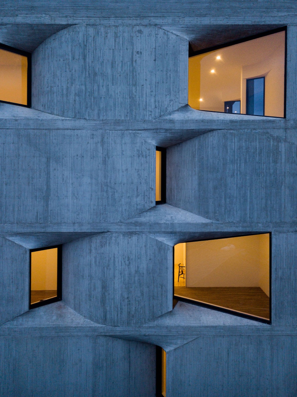 BIM建筑|DL1310 大楼 / Young & Ayata + Michan Architecture