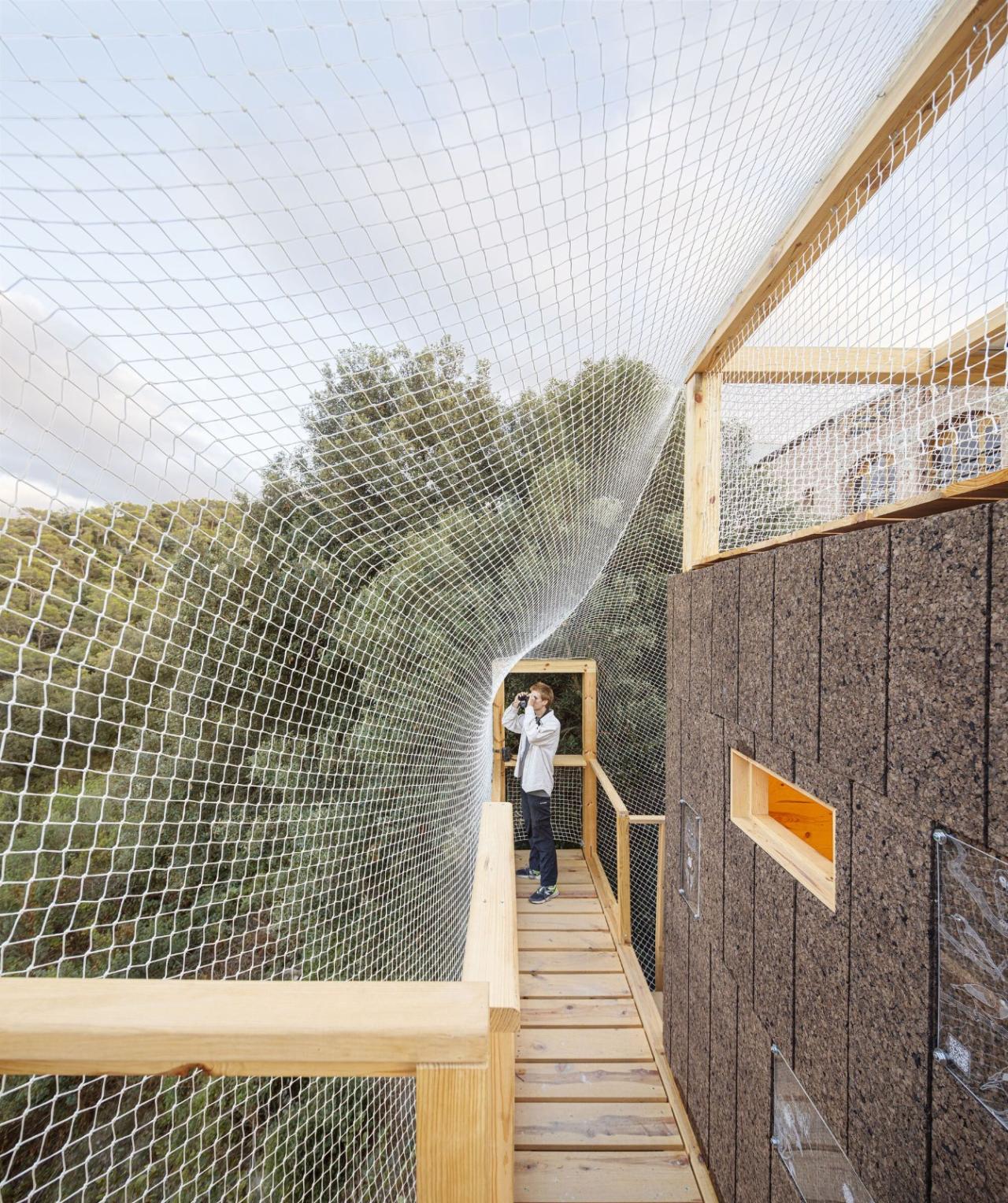 BIM建筑|FLORA 观测站 / IAAC