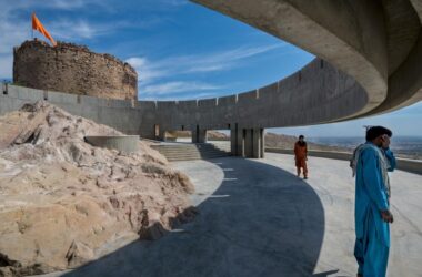 BIM建筑|Smritivan地震纪念碑 / Vastushilpa Sangath-BIM建筑网