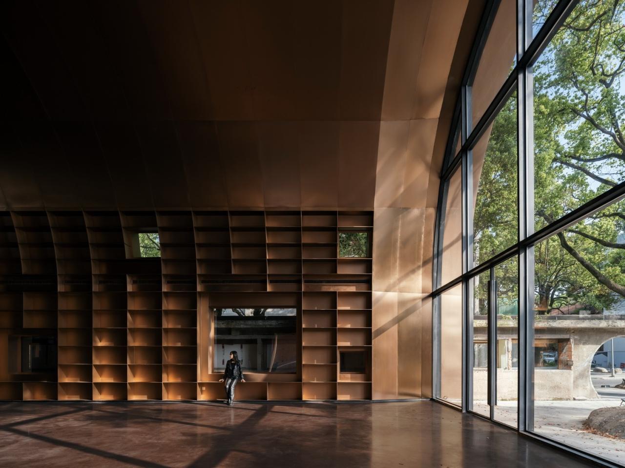 BIM建筑|全金属外壳：铜堡 / Wutopia Lab