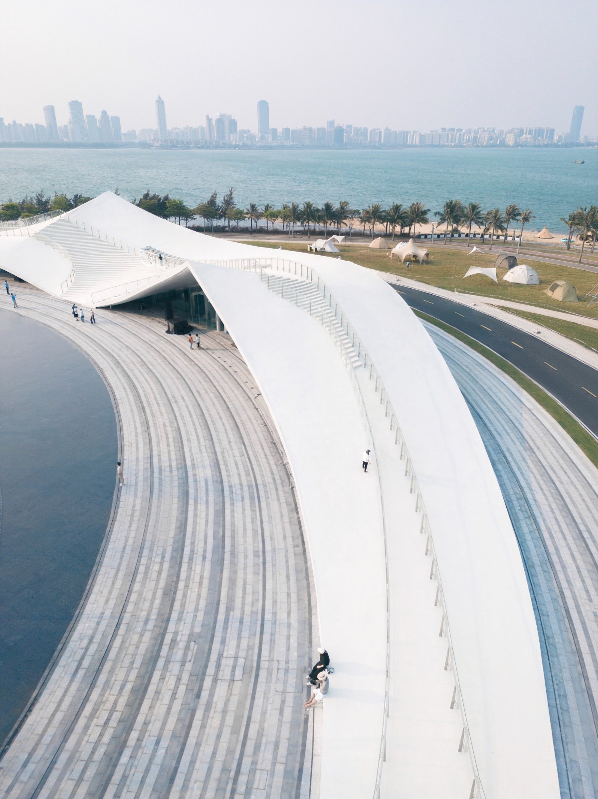 BIM建筑|天空之山，海口湾6号海滨驿站 / 藤本壮介建筑事务所