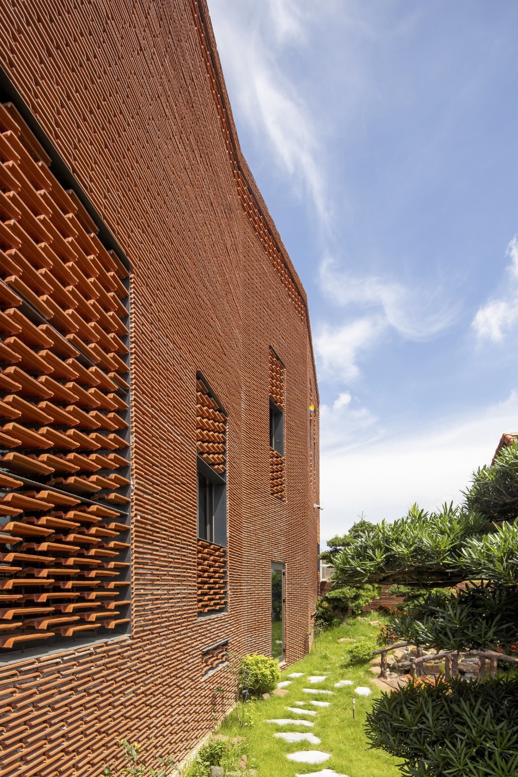 BIM建筑|瓦巢 / H&P Architects