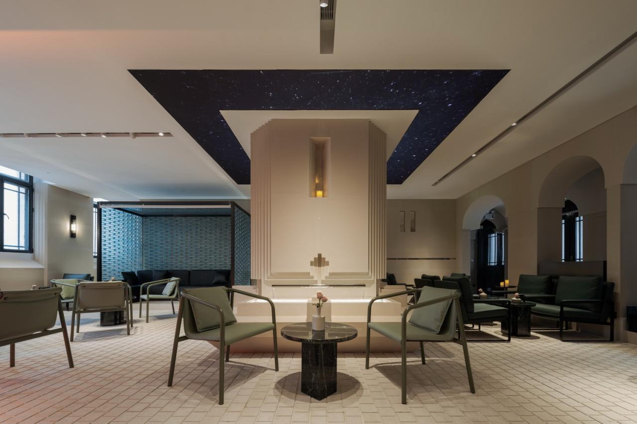 BIM建筑|Piazza in a room：Mapoly Coffee满坡栗咖啡(历史博物馆店) / Wutopia Lab