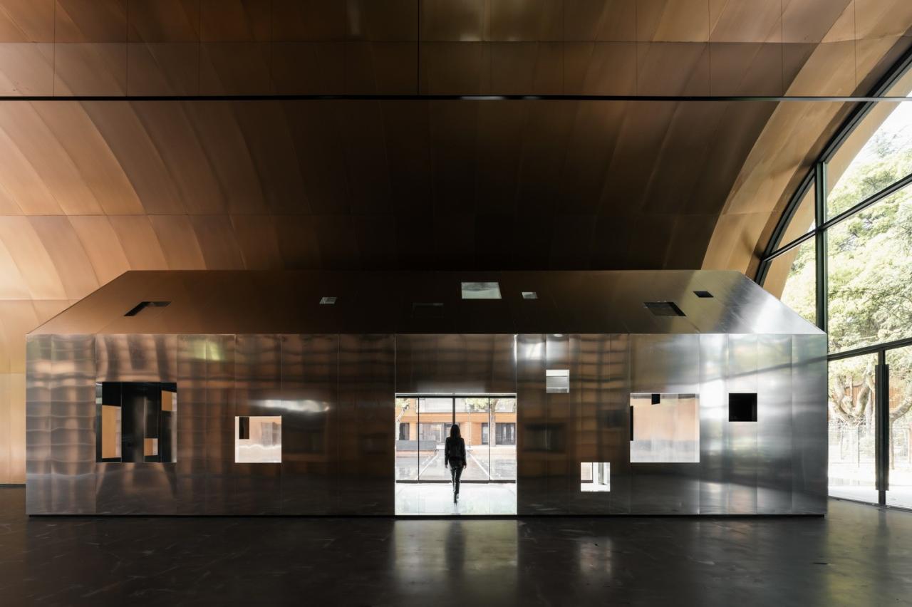 BIM建筑|全金属外壳：铜堡 / Wutopia Lab