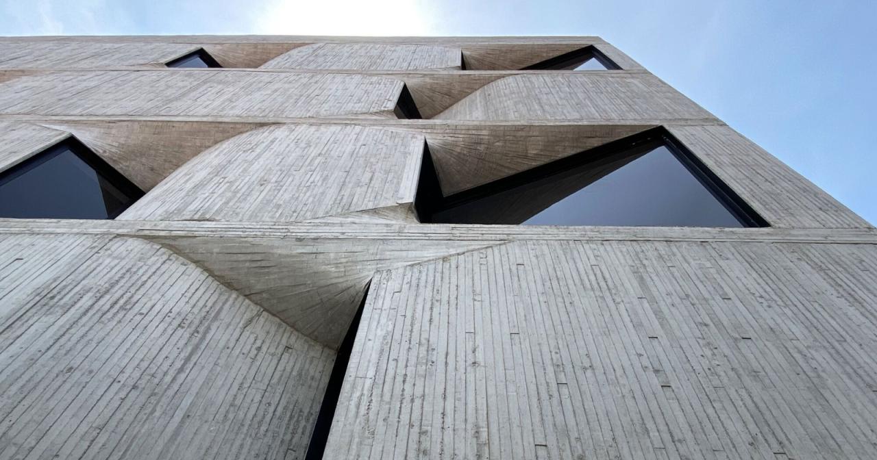 BIM建筑|DL1310 大楼 / Young & Ayata + Michan Architecture