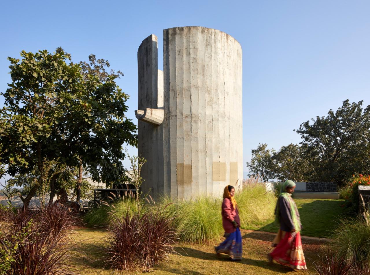 BIM建筑|侧廊之屋 / Malik Architecture