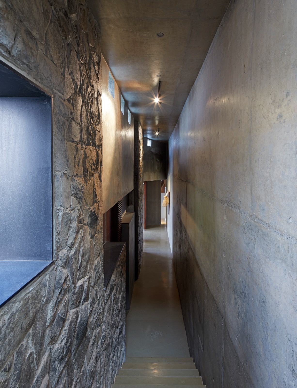 BIM建筑|侧廊之屋 / Malik Architecture