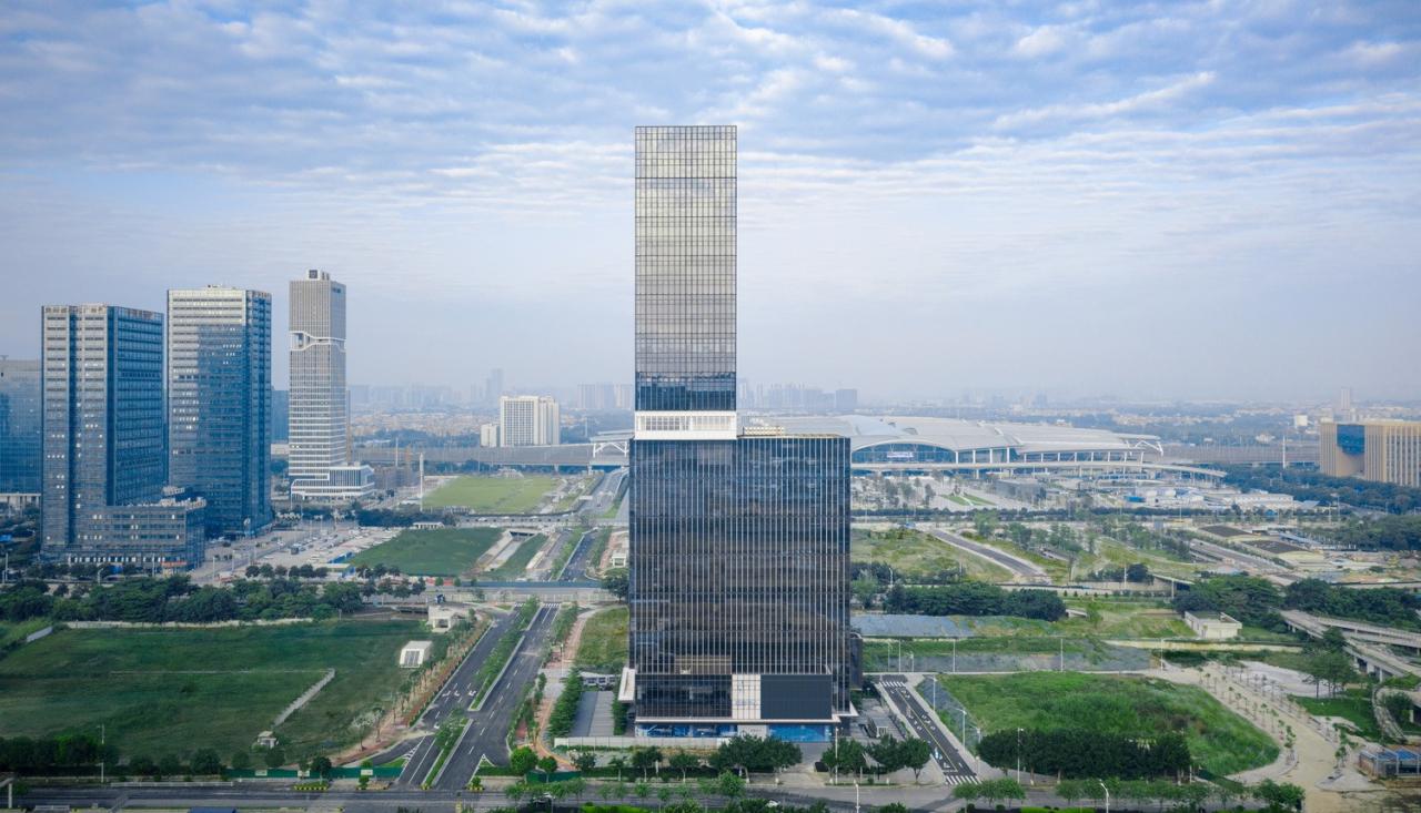 BIM建筑|广州南站发现广场：让建筑成为城市景观 / XAA建筑事务所