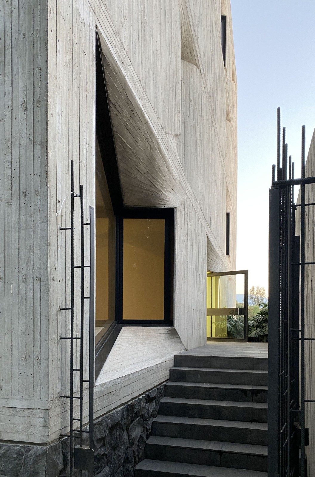 BIM建筑|DL1310 大楼 / Young & Ayata + Michan Architecture