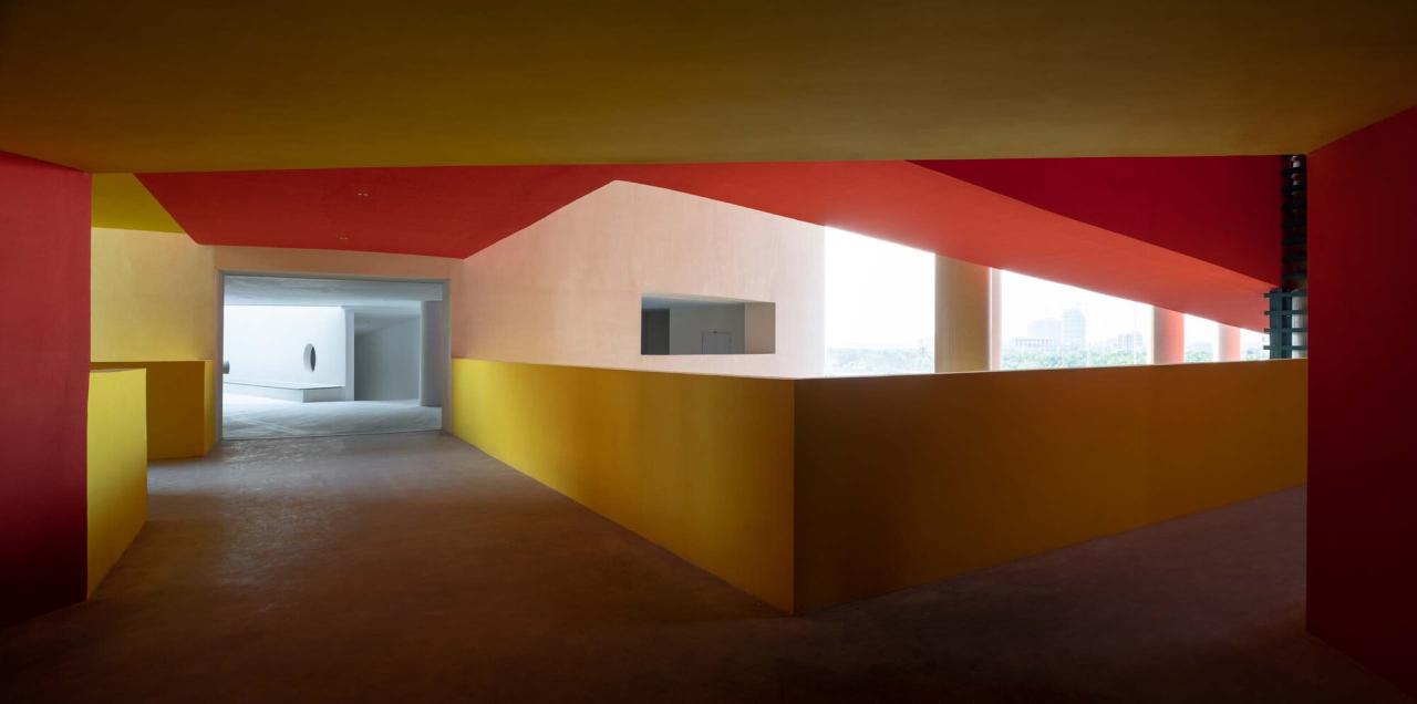 BIM建筑|海口江东寰岛实验学校 / 迹·建筑事务所