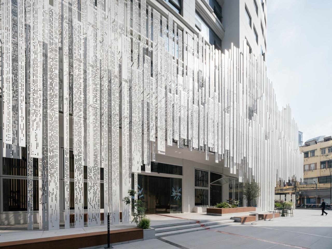 BIM建筑|钢雨：德必上海书城WE改造设计 / Wutopia Lab