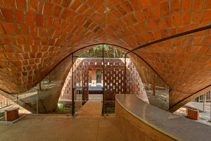 BIM建筑|“比赛工作室”设计印度顶级餐厅