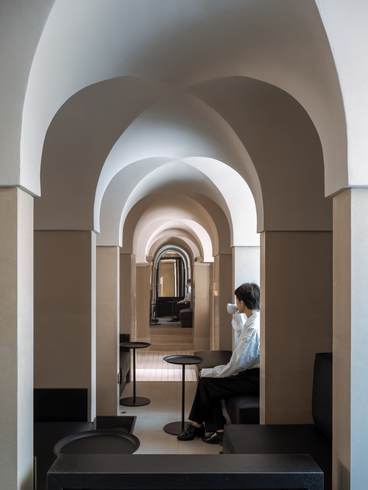 BIM建筑|Piazza in a room：Mapoly Coffee满坡栗咖啡(历史博物馆店) / Wutopia Lab