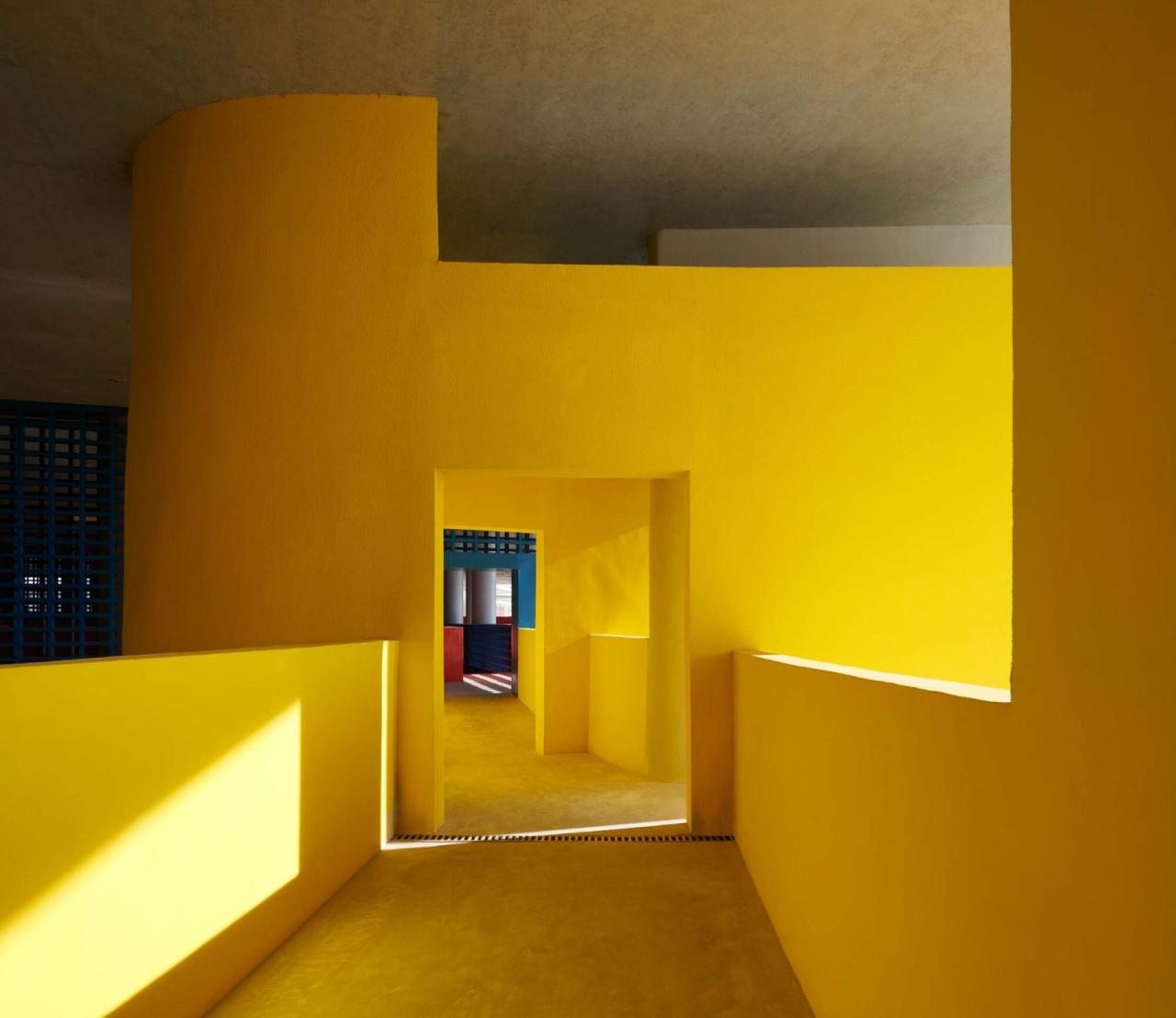 BIM建筑|海口江东寰岛实验学校 / 迹·建筑事务所