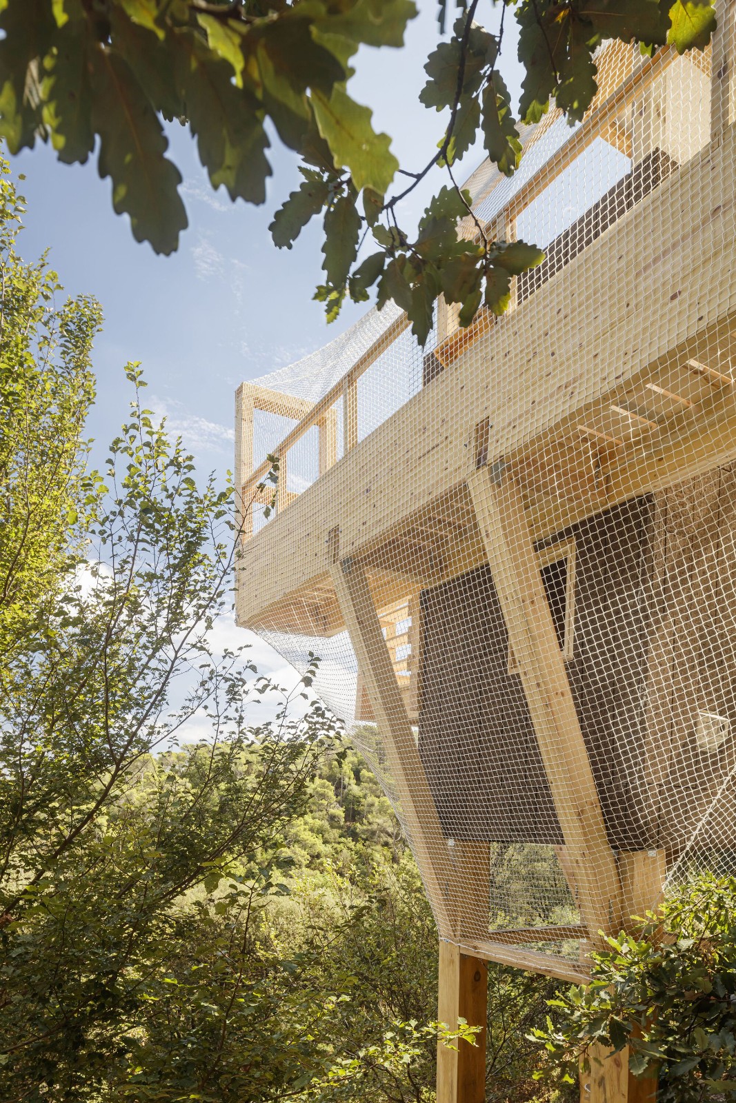 BIM建筑|FLORA 观测站 / IAAC